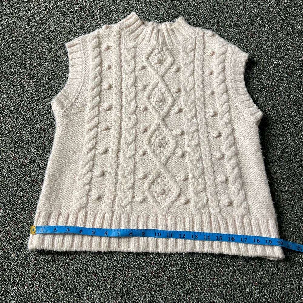 PRIMARK Off-White Cream Knit 3D Polka Dots Oversized Sweater Vest Shirt Top XS - Picture 14 of 16